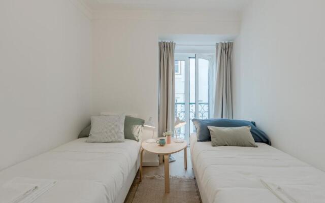 Sunny Bairro Alto / Chiado Apartment, By TimeCooler