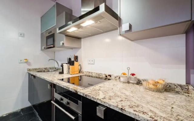 Apartamentos con patio junto a la catedral by Toledo AP