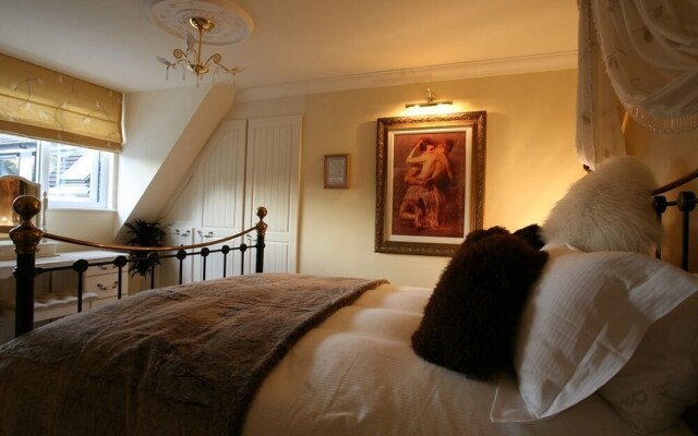 Les Bouviers Restaurant with Rooms