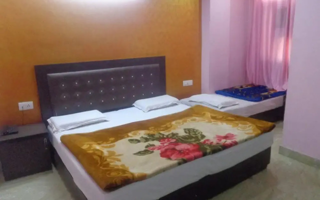 Hotel Raj International DX