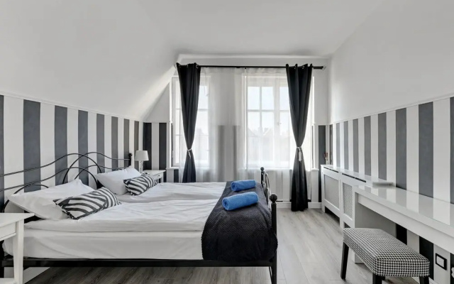 Pola Q4Apartments -heart of the Old Town