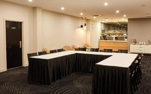 Mornington Hotel