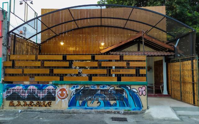 Alexiz Hostel