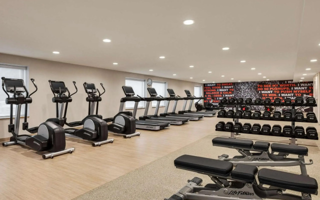DoubleTree by Hilton Columbus Dublin