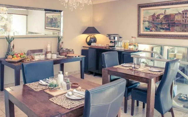 Capo Cabana Guest House