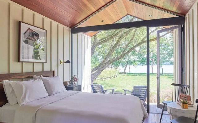 Hutton Brickyards Riverfront Hotel + Venue