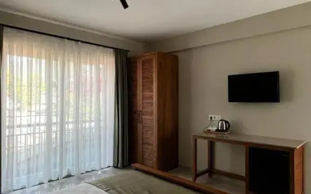 Mimoza Hotel