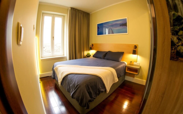 Luxury Apartment Eqanimity