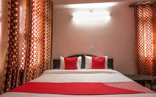 OYO 12430 Home 2BHKPine Tree Valley Chotta Shimla