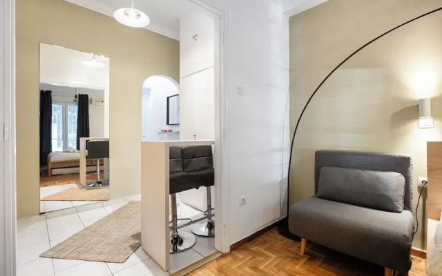 Starry Nights - Elegent Studio in Athens