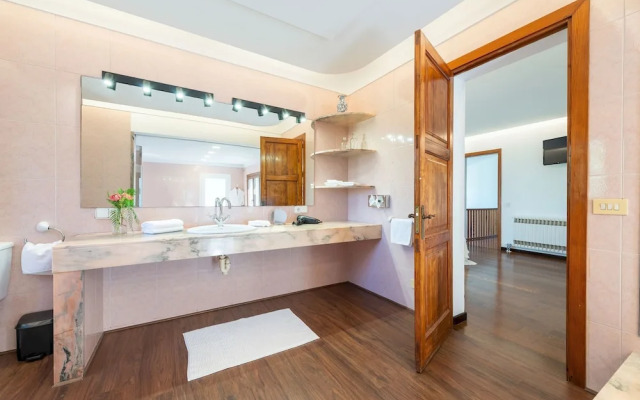 Villa Can Toni in Port de Pollen a