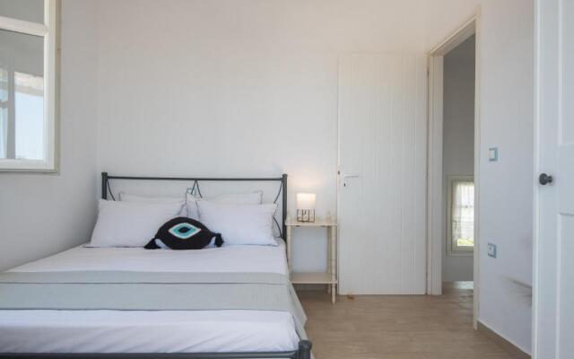 Rosemary Residence in Ampelas. 3 bedroom house