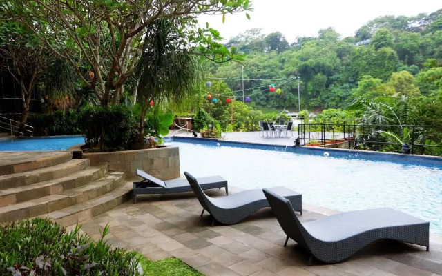Oak Tree Emerald Hotel & Conventions Semarang