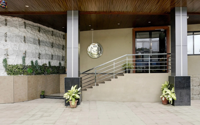 Super Collection O Ghodbunder Road Formerly Sanwith Residency