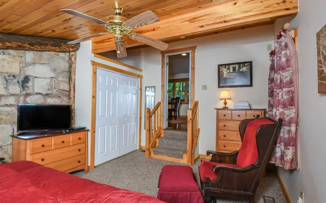 Tucked Inn 4 Bedroom House