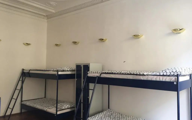 Cosmopole Hostel