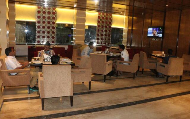 Hotel Lakhdatar