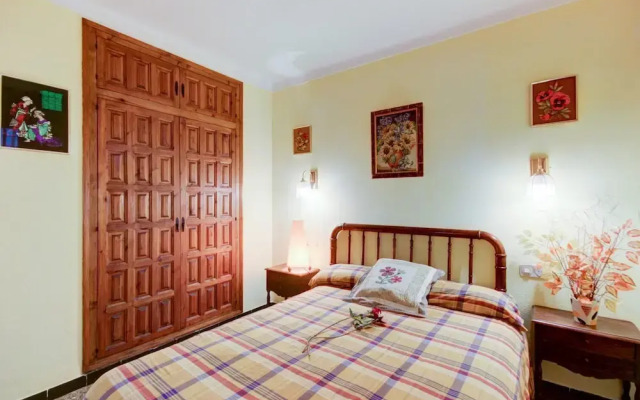 Apartment in Roses Near Beach