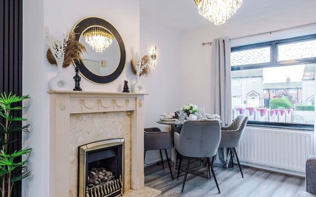 New 2 Bed House Merseyside Sleeps 5