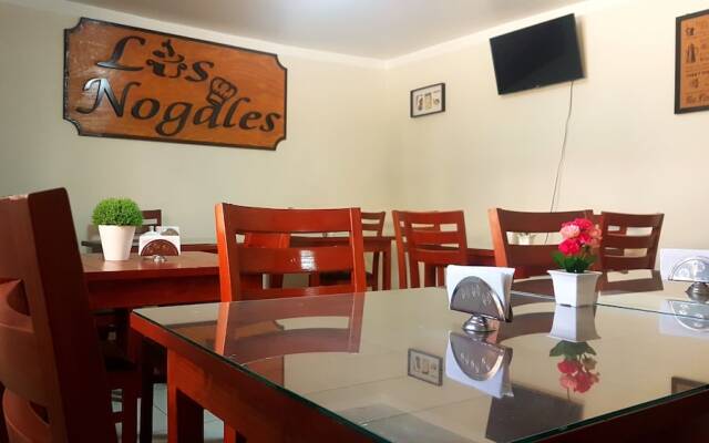 Hotel Los Nogales