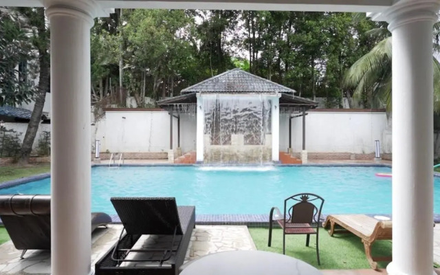 Seremban Grande Villa 163 by Vale Pine