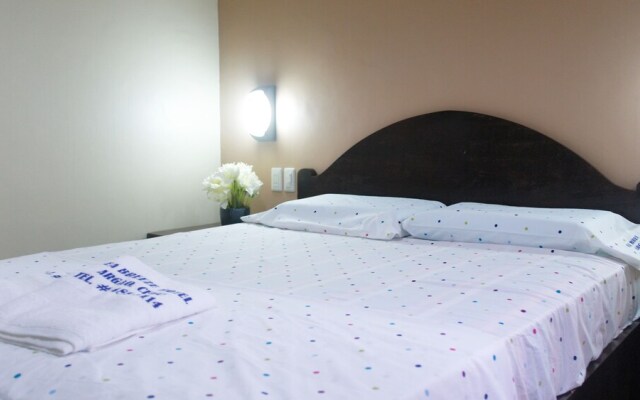 Sea Breeze Hotel