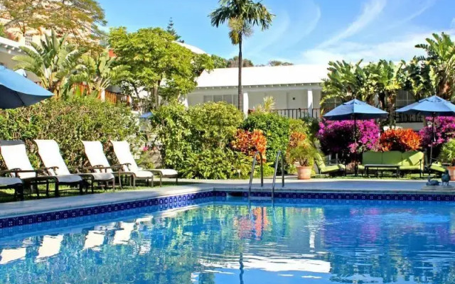 Rosedon Hotel