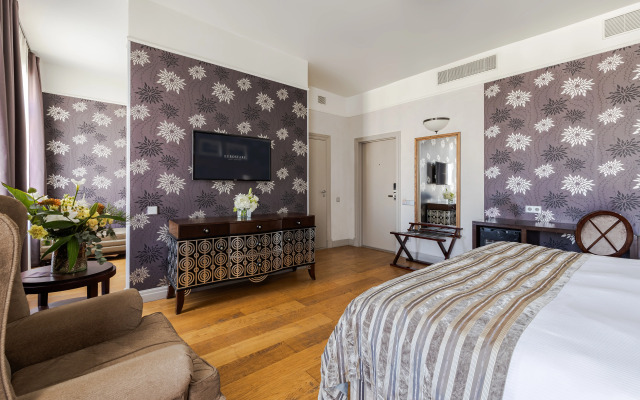 Отель Eurostars Metropole