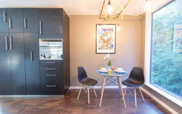 Award-winning Monopoly Themed Duplex with Games Room
