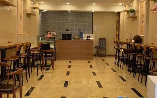 Tianmei Hotel (Zunyi club site)