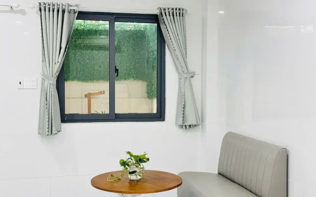 Hotel Duong Dong Town