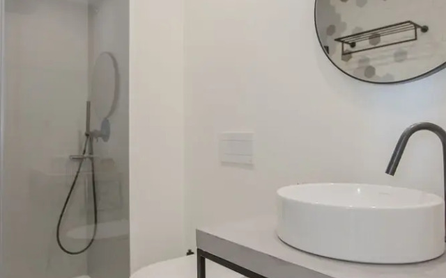 Liiiving-Luxury Beachfront Apartment III