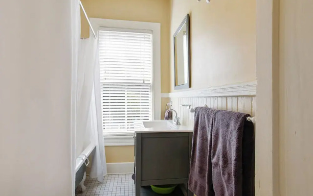 317 E Anderson Street Home