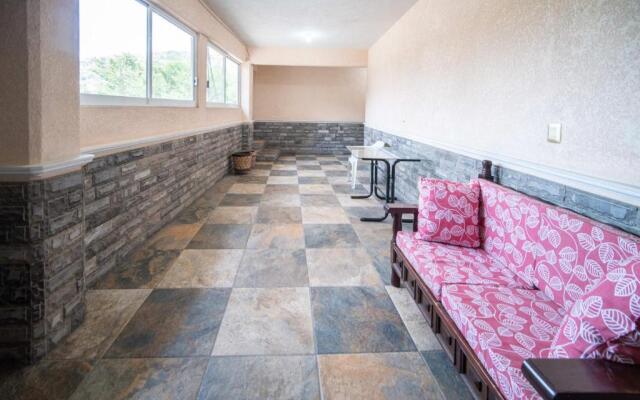 PENINSULA STAYS Business Hotel 2 CAMAS Matrimoniales