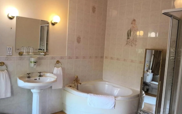 OYO Dunmar House Hotel