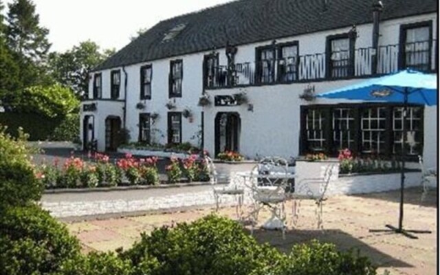 Uplawmoor Hotel