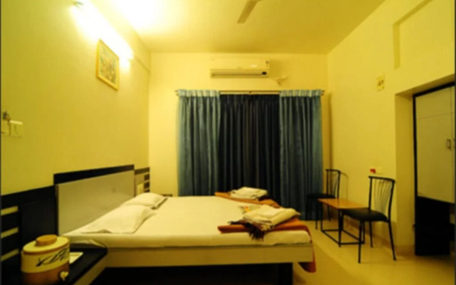 Hotel Rajmahal