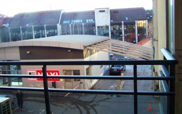 Rooms And Apartments S