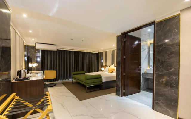 Star Plaza Hotel
