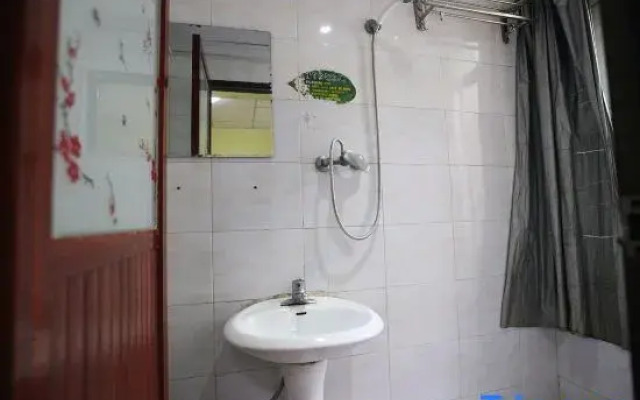 Nanchang Nuanxin Hotel (Shuanggang Subway Station Branch)