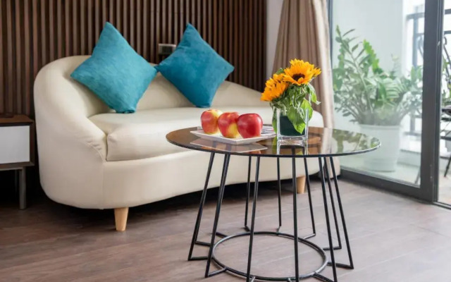 Sharon Apartment and Spa