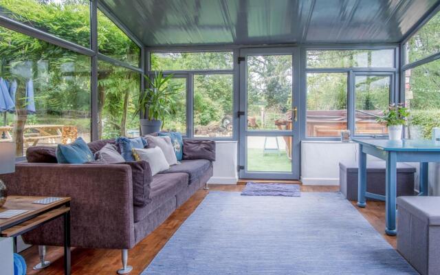 White Mill - 4 Bedroom Holiday Home - Lampeter Velfrey - Narberth