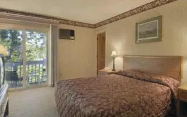 Travelodge by Wyndham Great Barrington Berkshires