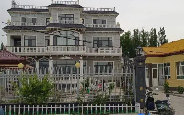 Xiangxieli Courtyard Homestay