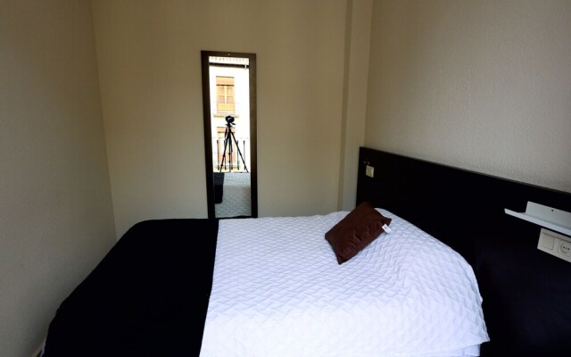 Apartamentos Reyes Católicos
