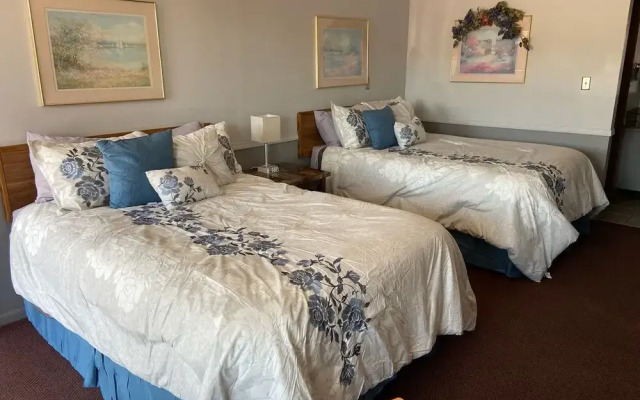 Blue Spruce Motel