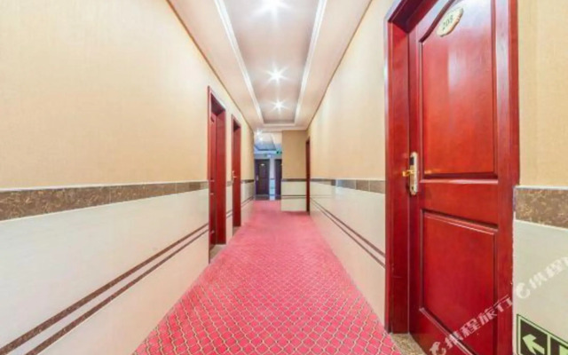 Simalou Business Hotel