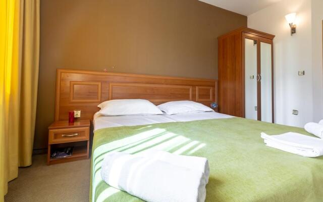 One Bedroom Apartment in Avalon Complex