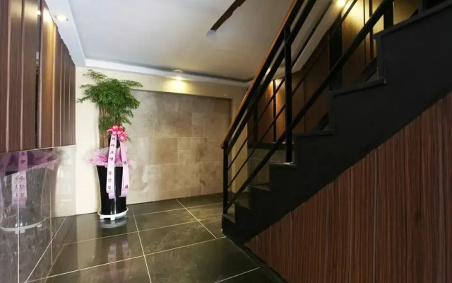 Yeongdeungpo Free Hotel