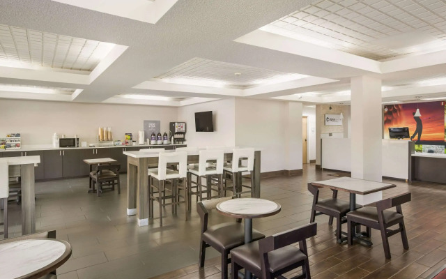 Clarion Pointe Forsyth I-75